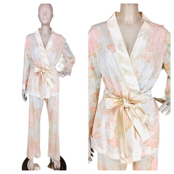 Vintage 60s/70s Saks Fifth Avenue Floral Pajama Pant & Belted Kimono Robe Set
